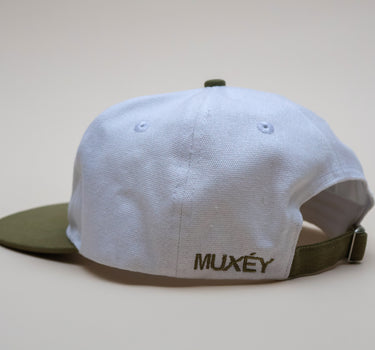 Embroidered logo cap - White & Green